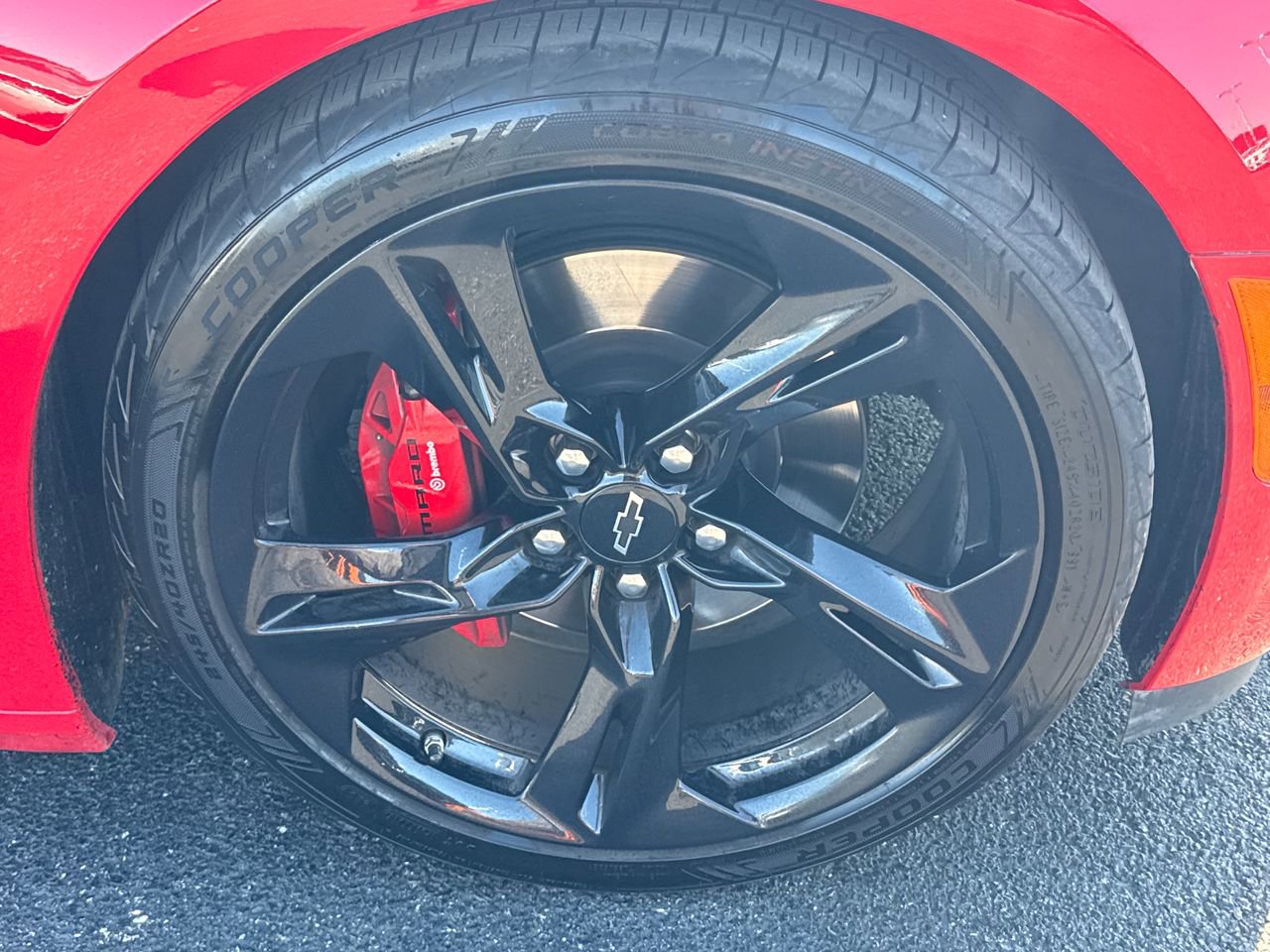 Used 2022 Chevrolet Camaro SS RWD image 9