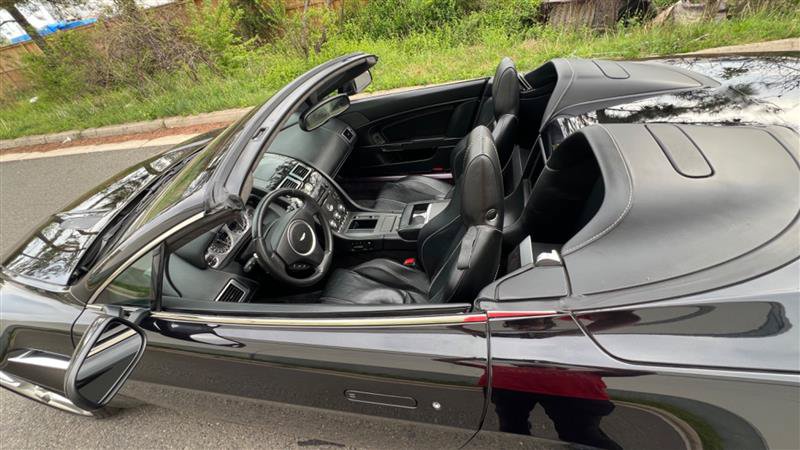 Used 2008 Aston Martin V8 Vantage Roadster RWD image 66