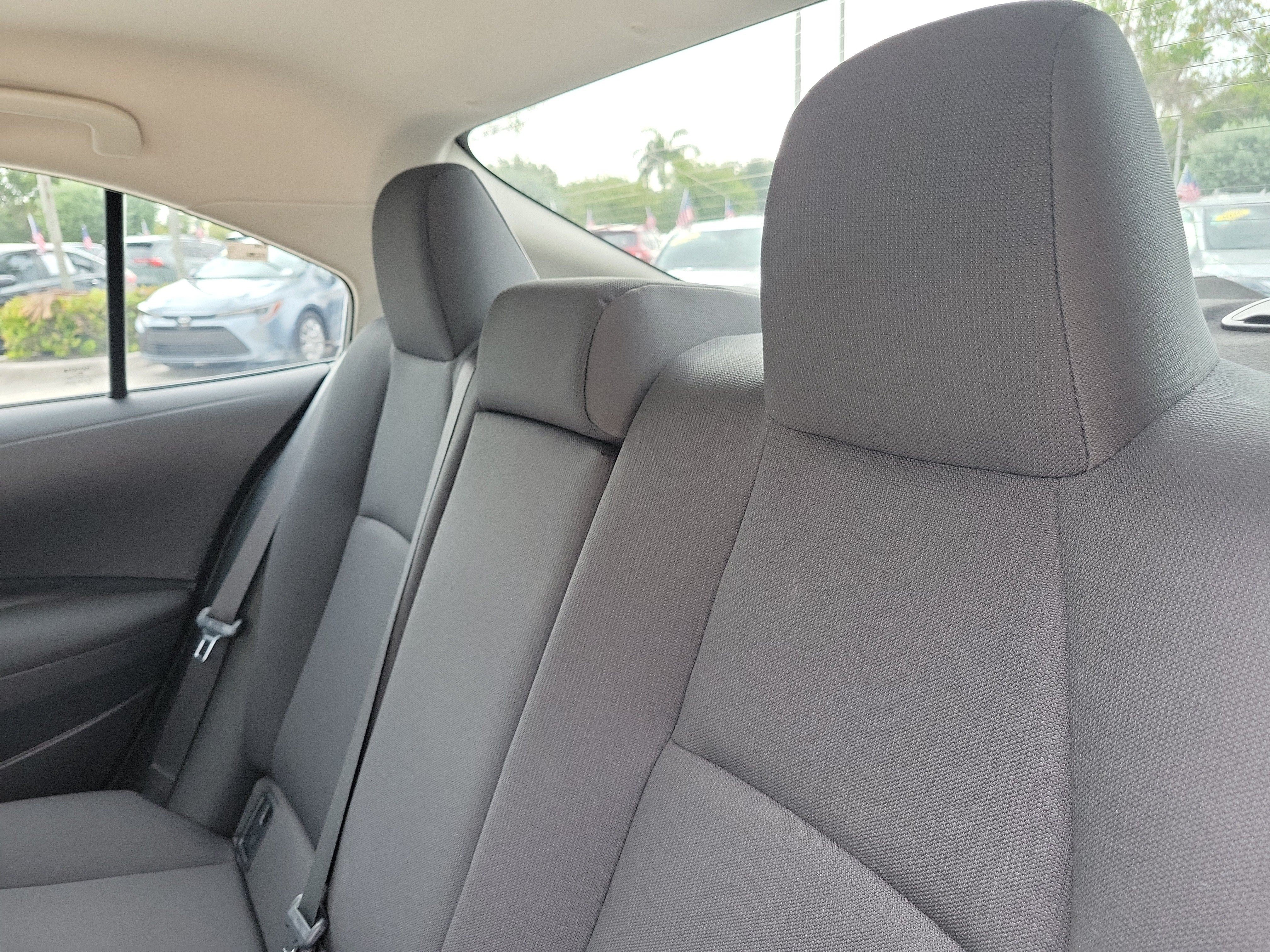 Used 2025 Toyota Corolla LE FWD image 13