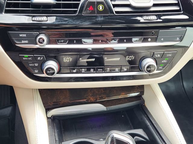 Used 2020 BMW 530i w/ Premium Package RWD image 20