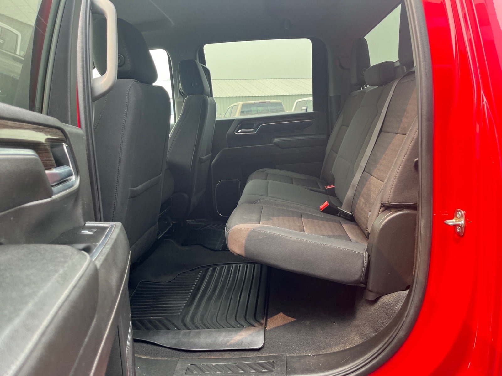 Used 2024 Chevrolet Silverado 2500 LT AWD/4WD image 16
