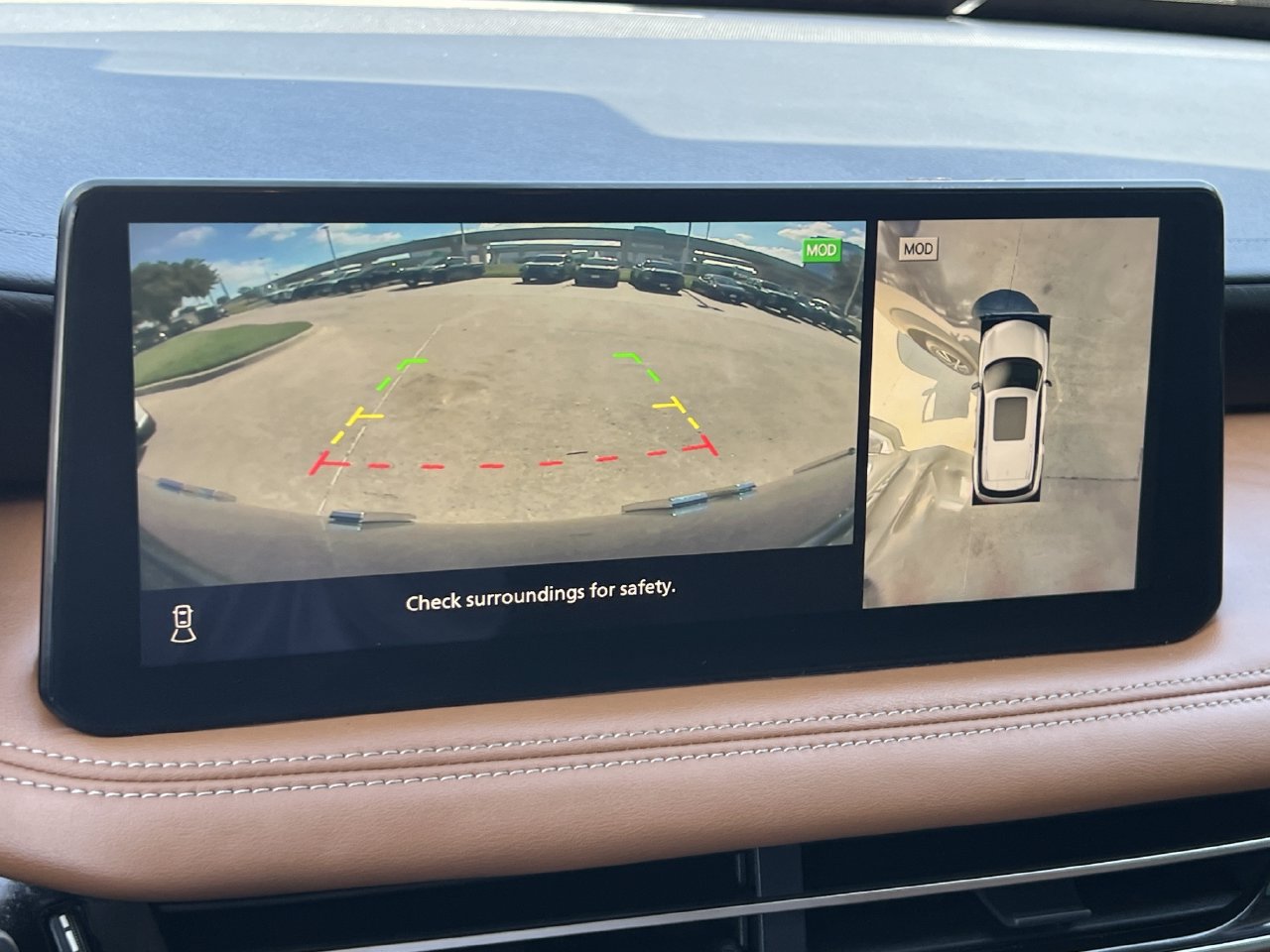 Used 2022 INFINITI QX60 Sensory w/ Vision Package AWD/4WD image 17