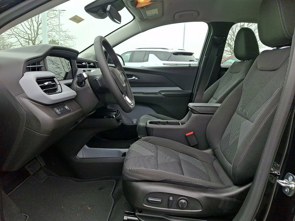 New 2027 Chevrolet Bolt LT w/ Comfort Package FWD image 9