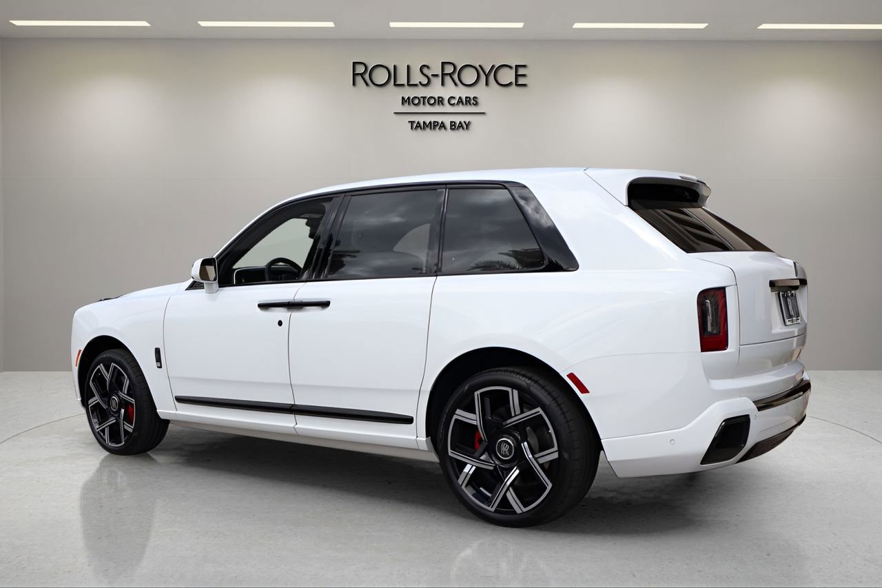 New 2026 Rolls-Royce Cullinan Black Badge AWD/4WD image 8