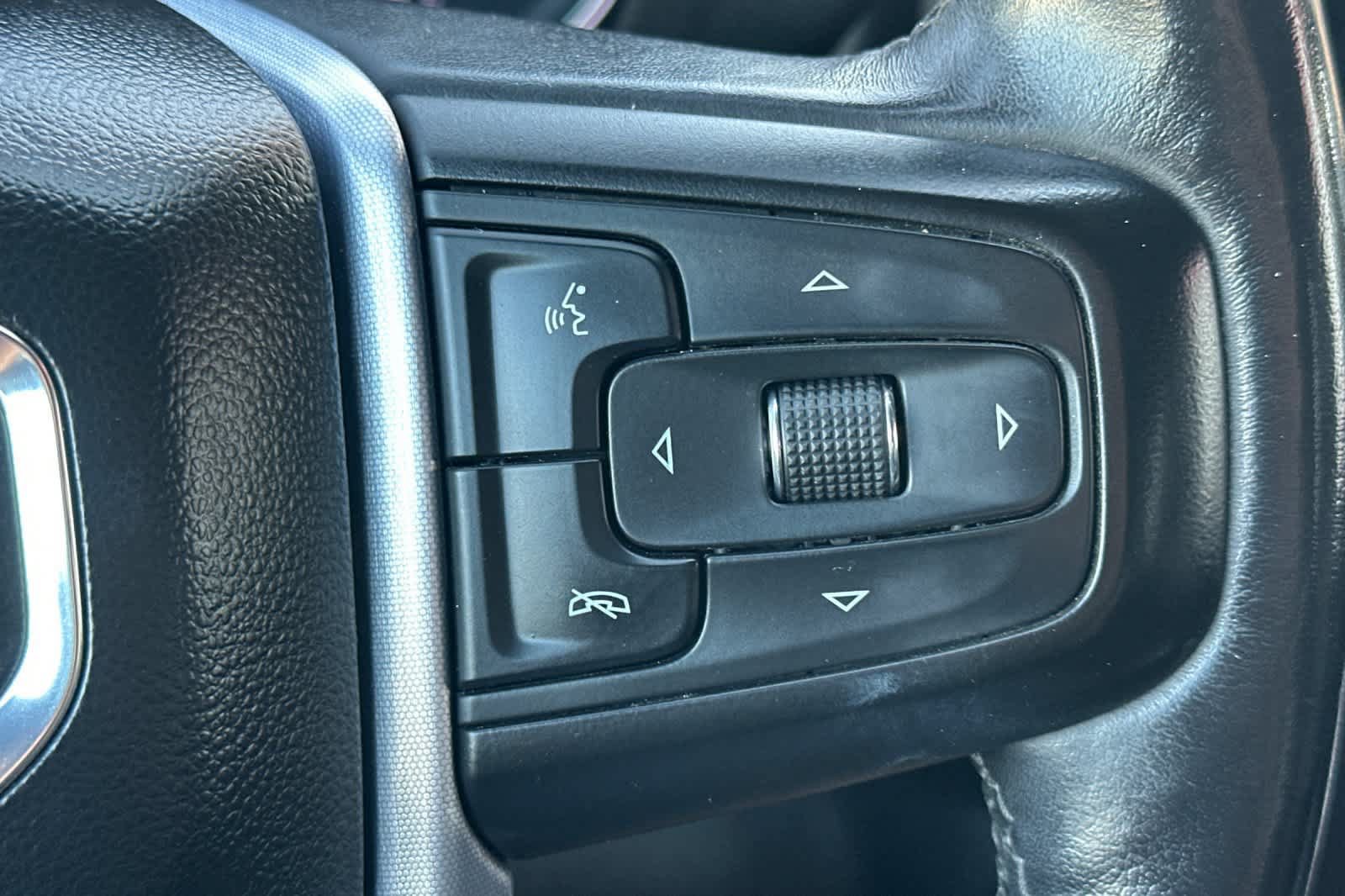 Used 2019 GMC Sierra 1500 SLT w/ SLT Premium Plus Package AWD/4WD image 31