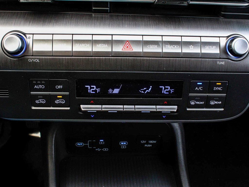 Used 2025 Hyundai Kona SEL image 22