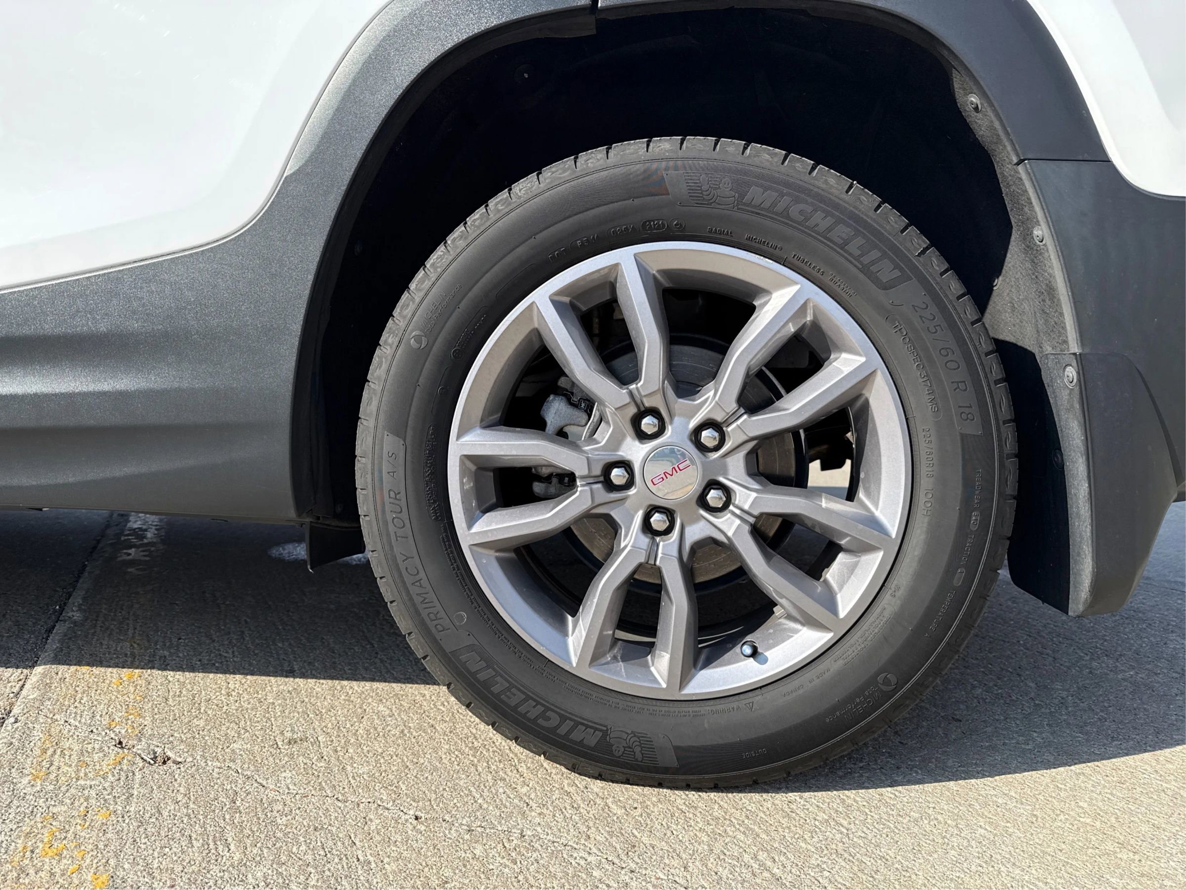 Used 2022 GMC Terrain SLT image 24