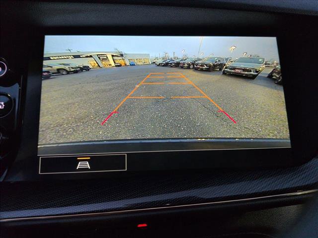 Used 2022 Buick Envision Essence w/ Sport Touring Package image 13