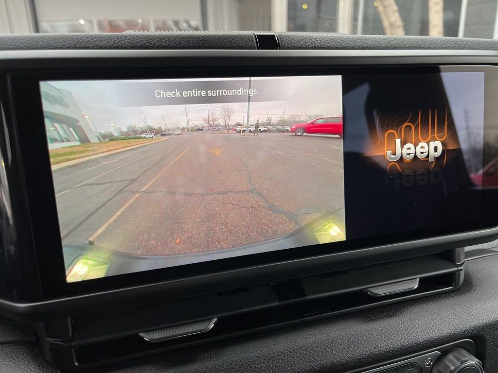 New 2026 Jeep Gladiator Sport image 5