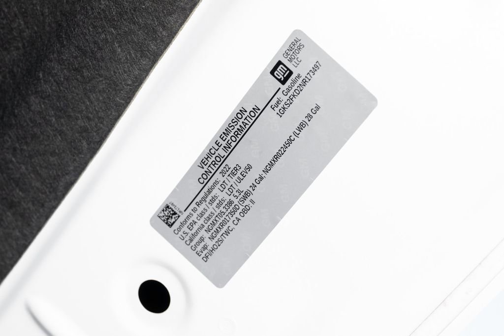 Used 2022 GMC Yukon XL SLE w/ Gmc Pro Safety Plus Package image 17