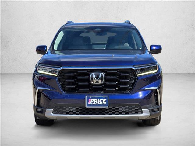 Used 2024 Honda Pilot Touring image 2