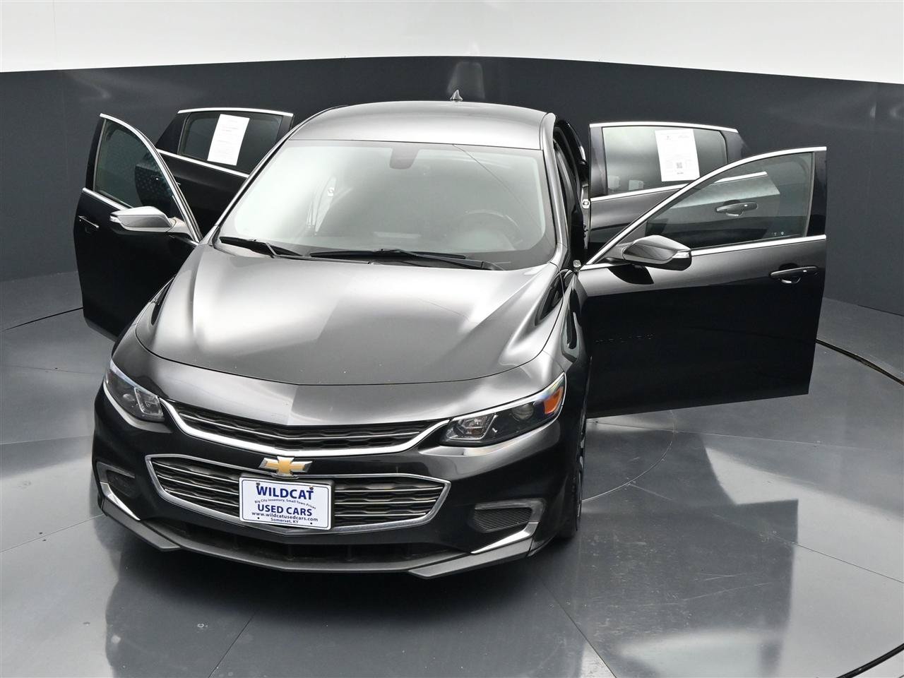 Used 2018 Chevrolet Malibu LT FWD image 36