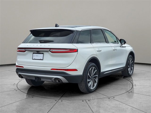 Certified 2024 Lincoln Corsair AWD w/ Equipment Group 101A image 12