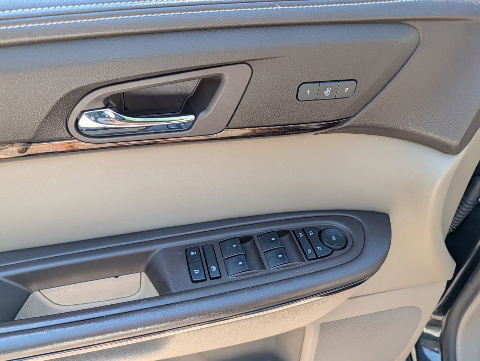 Used 2013 GMC Acadia Denali AWD/4WD image 27