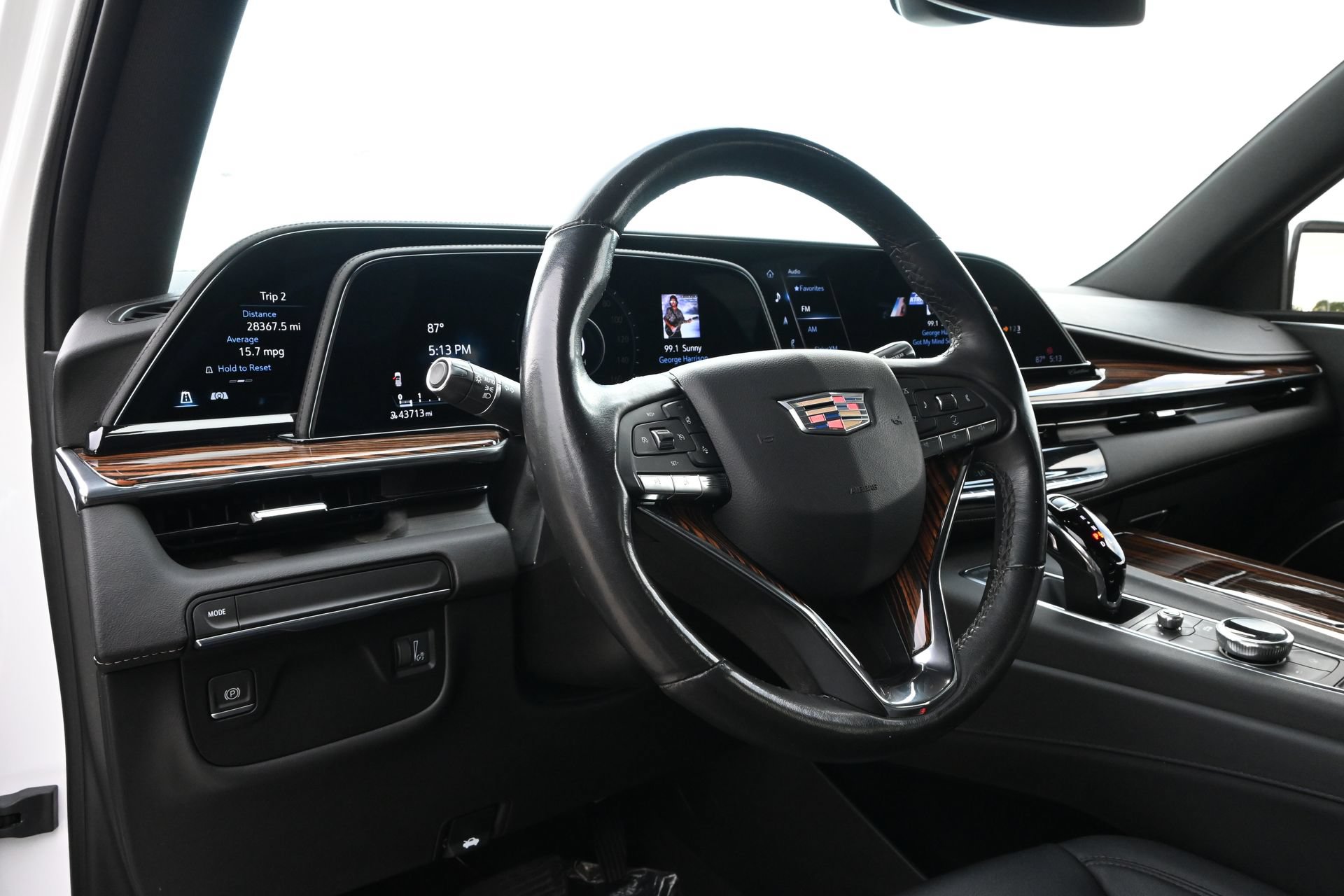 Used 2023 Cadillac Escalade Luxury w/ LPO, Floor Liner Package RWD image 16