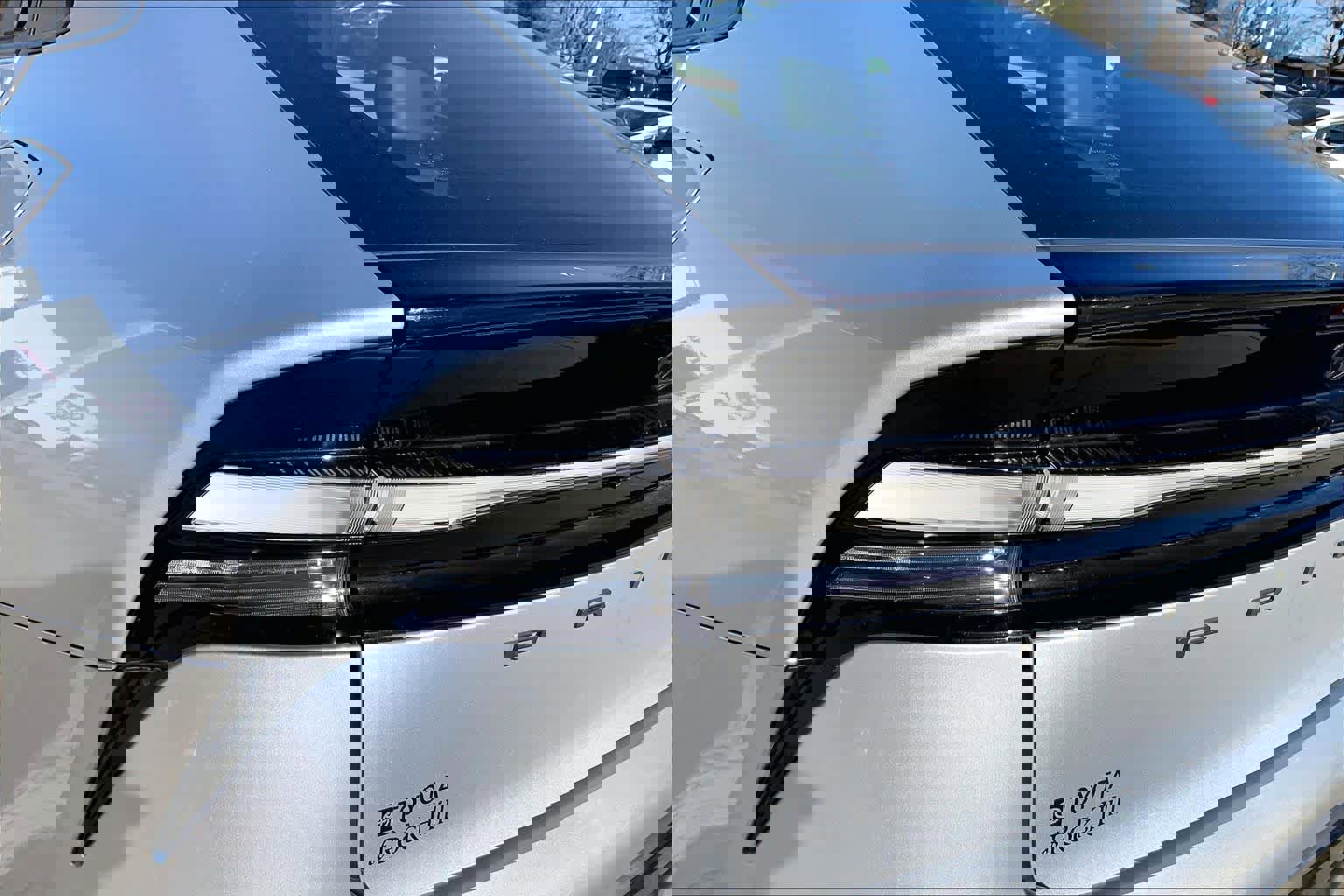 Used 2025 Toyota Prius Plug-In Hybrid image 27