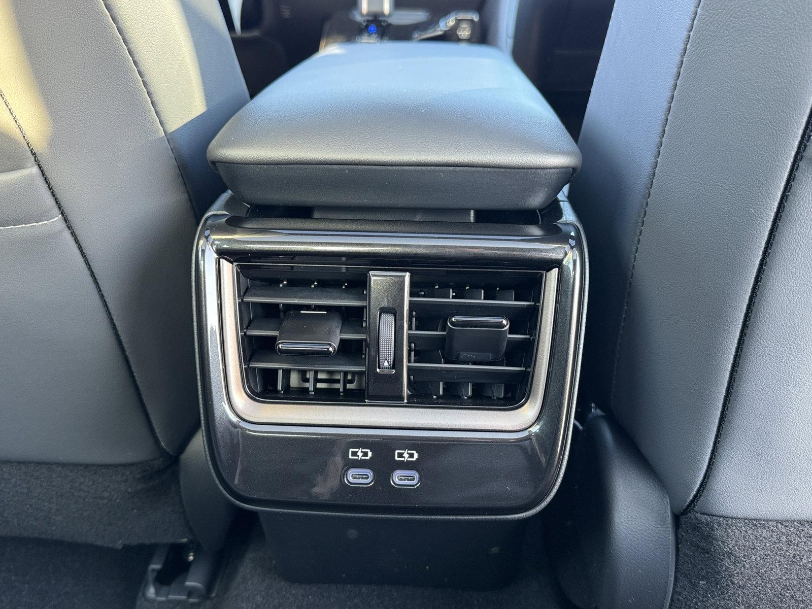 New 2026 Toyota Crown Nightshade image 7