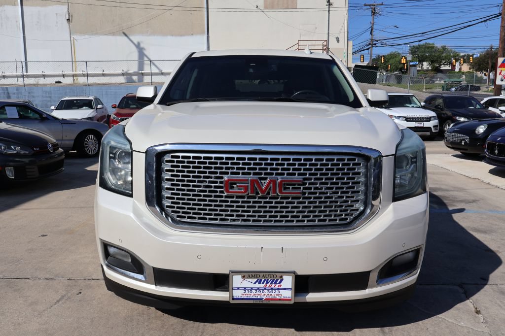 Used 2015 GMC Yukon Denali w/ Premium Package AWD/4WD image 2