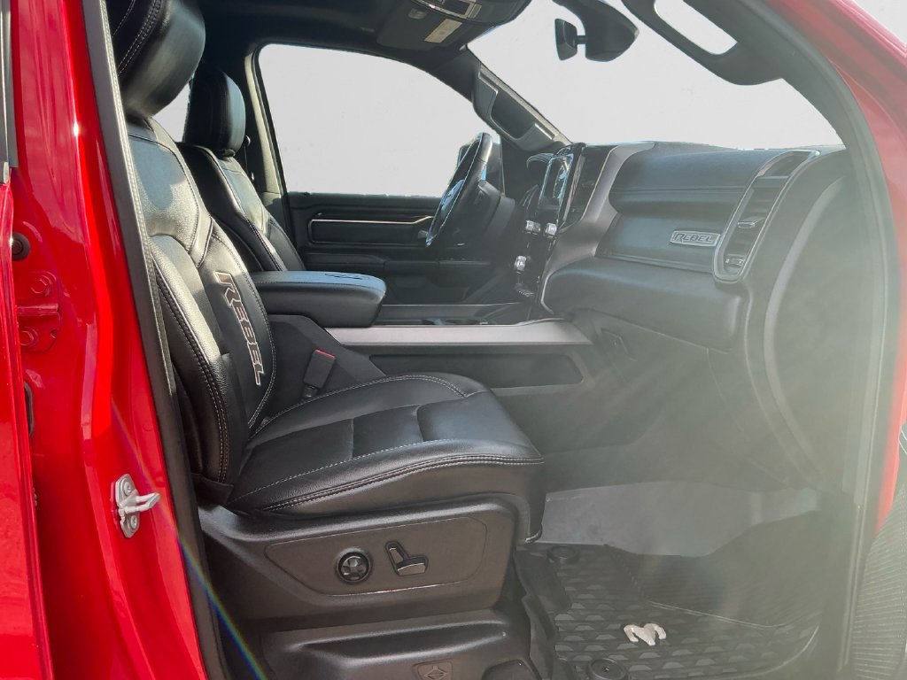 Used 2020 RAM 1500 Rebel AWD/4WD image 15