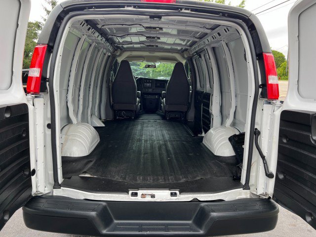 Used 2019 GMC Savana 2500 w/ Driver Convenience Package image 24