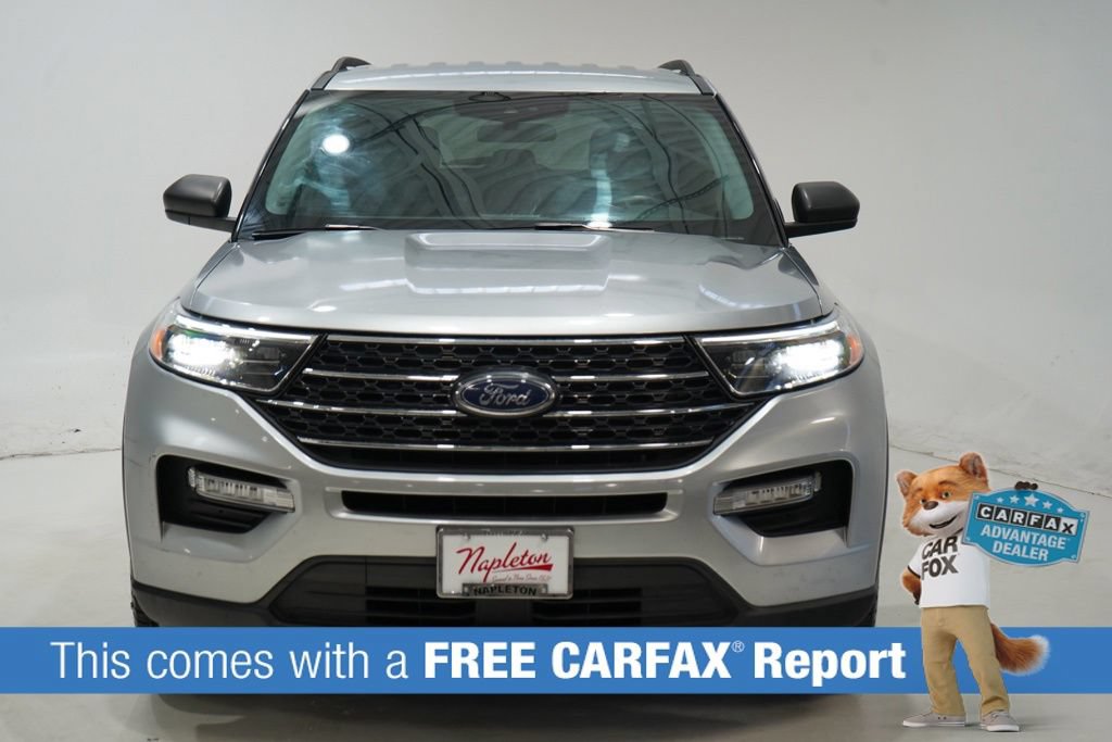 Used 2024 Ford Explorer XLT w/ Equipment Group 202A AWD/4WD image 2