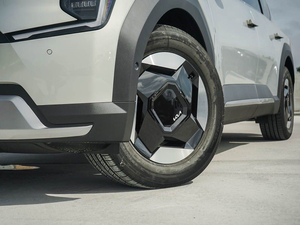 New 2026 Kia EV9 Wind AWD/4WD image 6