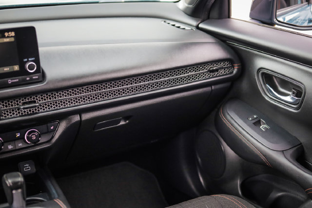Used 2024 Honda HR-V Sport image 23