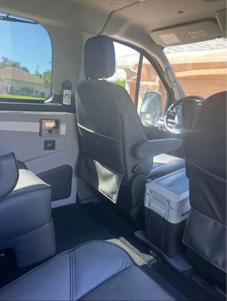 Used 2024 Ford Transit 350 XL w/ Upfitter Package image 11