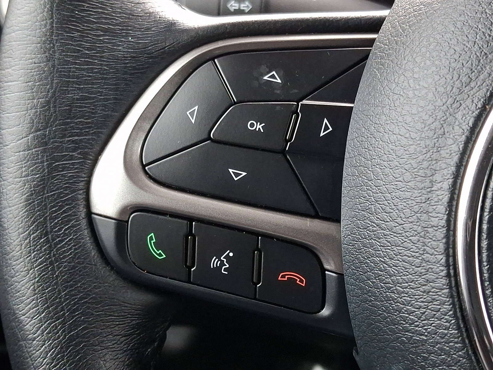 Used 2022 Jeep Renegade Limited image 20