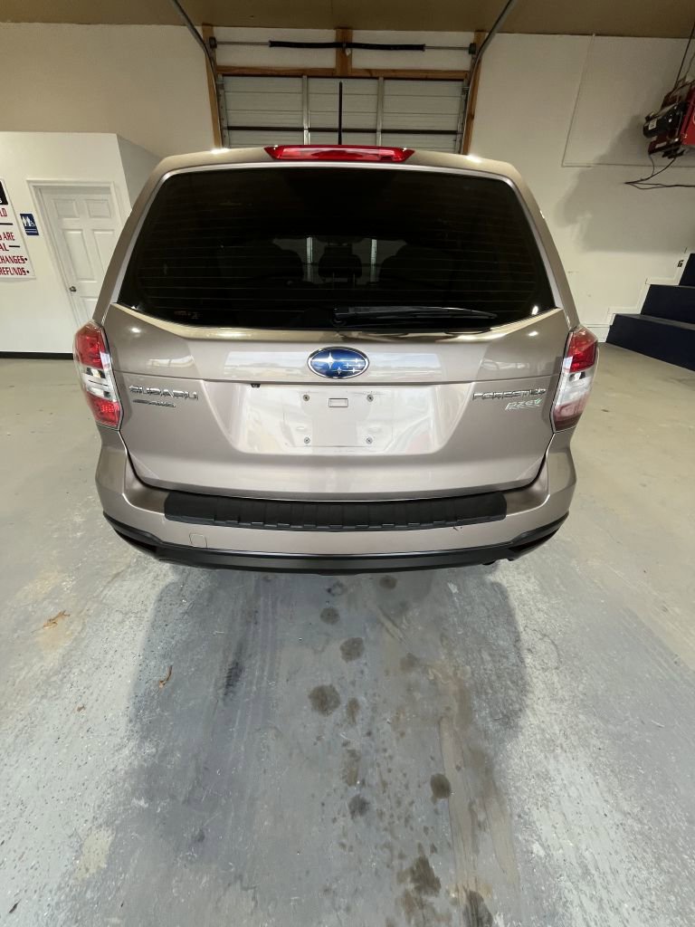 Used 2015 Subaru Forester 2.5i image 4