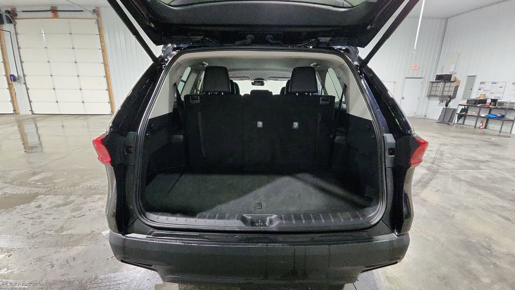 Used 2024 Toyota Grand Highlander XLE image 27