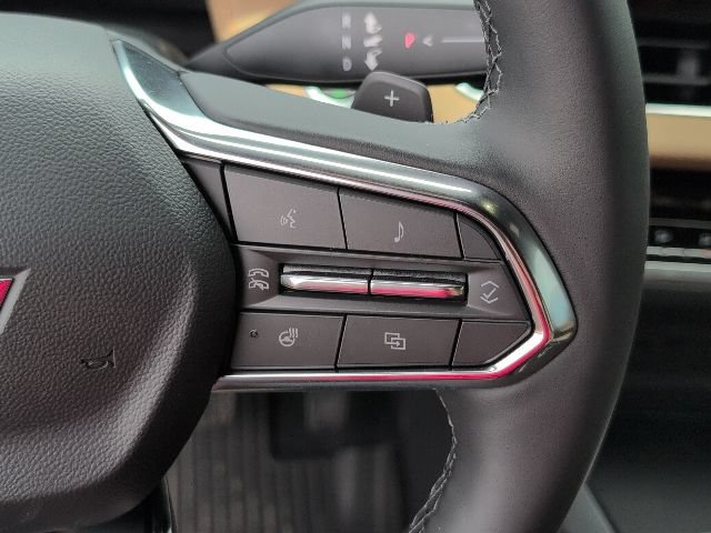 New 2026 Chevrolet Equinox ACTIV w/ Safety and Technology Package FWD image 19