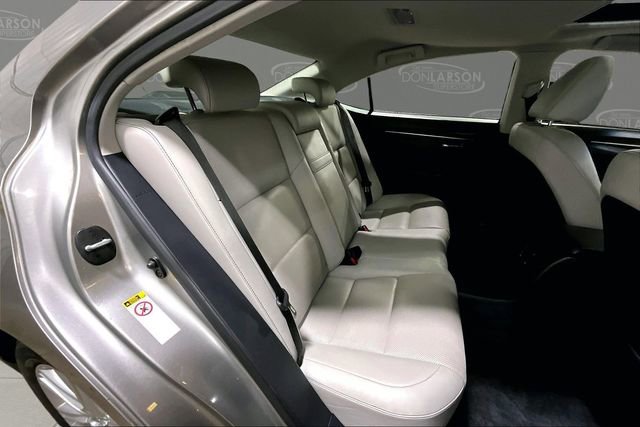 Used 2015 Lexus ES 350 w/ Premium Package image 16