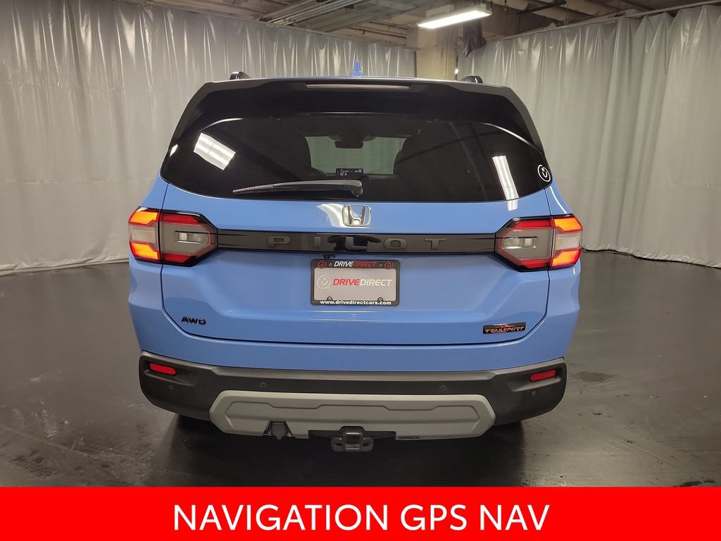Used 2024 Honda Pilot TrailSport image 7