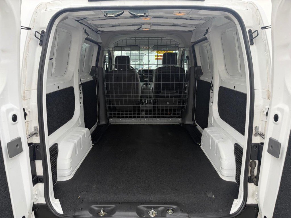 Used 2020 Nissan NV200 S FWD image 12
