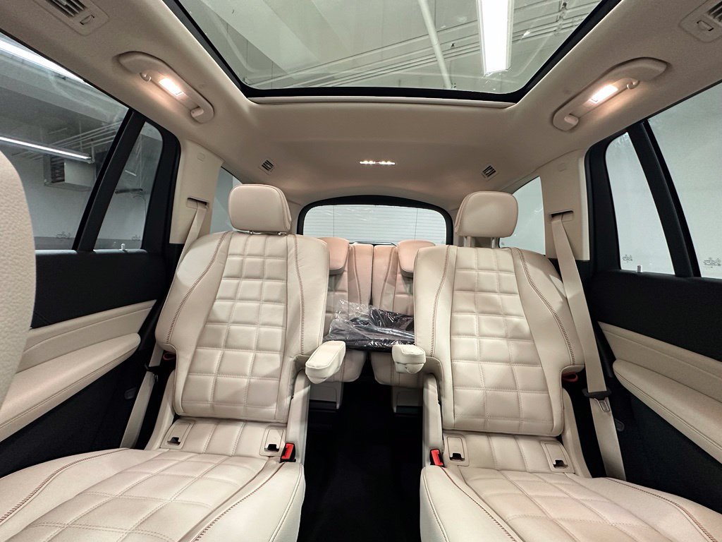 New 2027 Mercedes-Benz GLS 450 4MATIC image 7