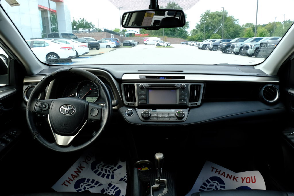 Used 2013 Toyota RAV4 Limited AWD/4WD image 28