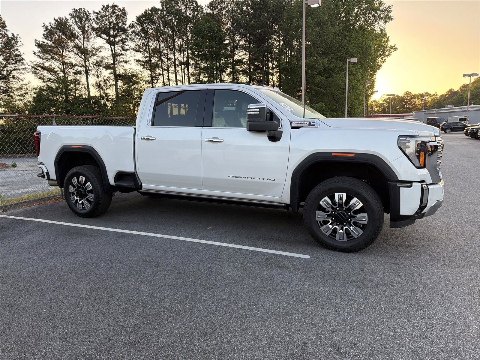 Used 2024 GMC Sierra 2500 Denali w/ Denali Reserve Package image 4