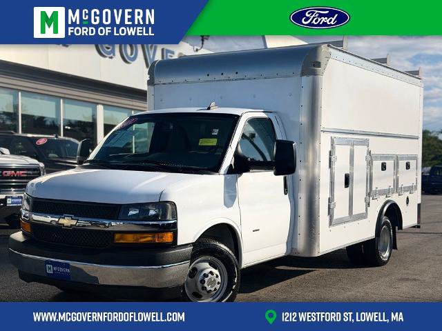 Used 2022 Chevrolet Express 3500 w/ Power Convenience Package RWD image 1