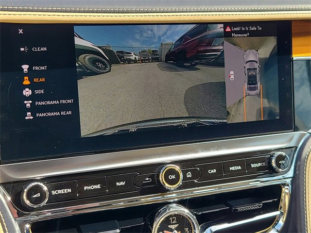 Used 2021 Bentley Flying Spur V8 image 34