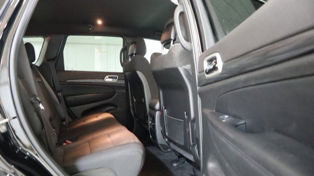 Used 2021 Jeep Grand Cherokee Laredo image 11