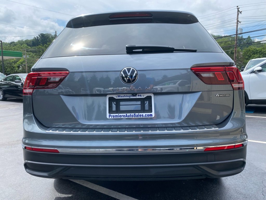 Used 2023 Volkswagen Tiguan S image 4