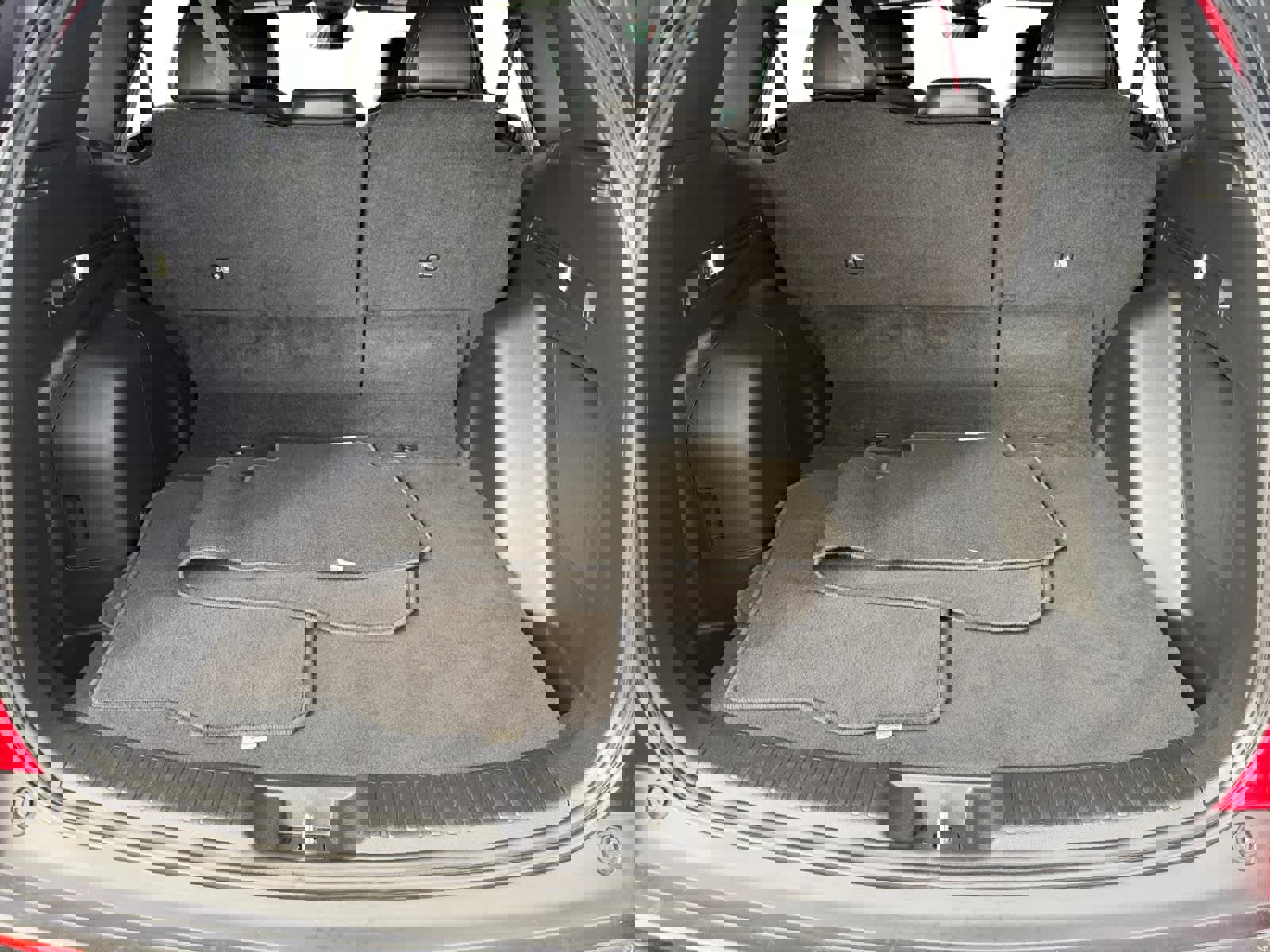 Used 2024 Honda CR-V Sport Touring image 4