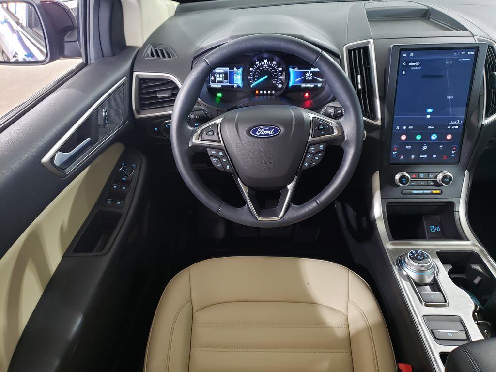 Used 2023 Ford Edge SEL w/ Convenience Package image 15