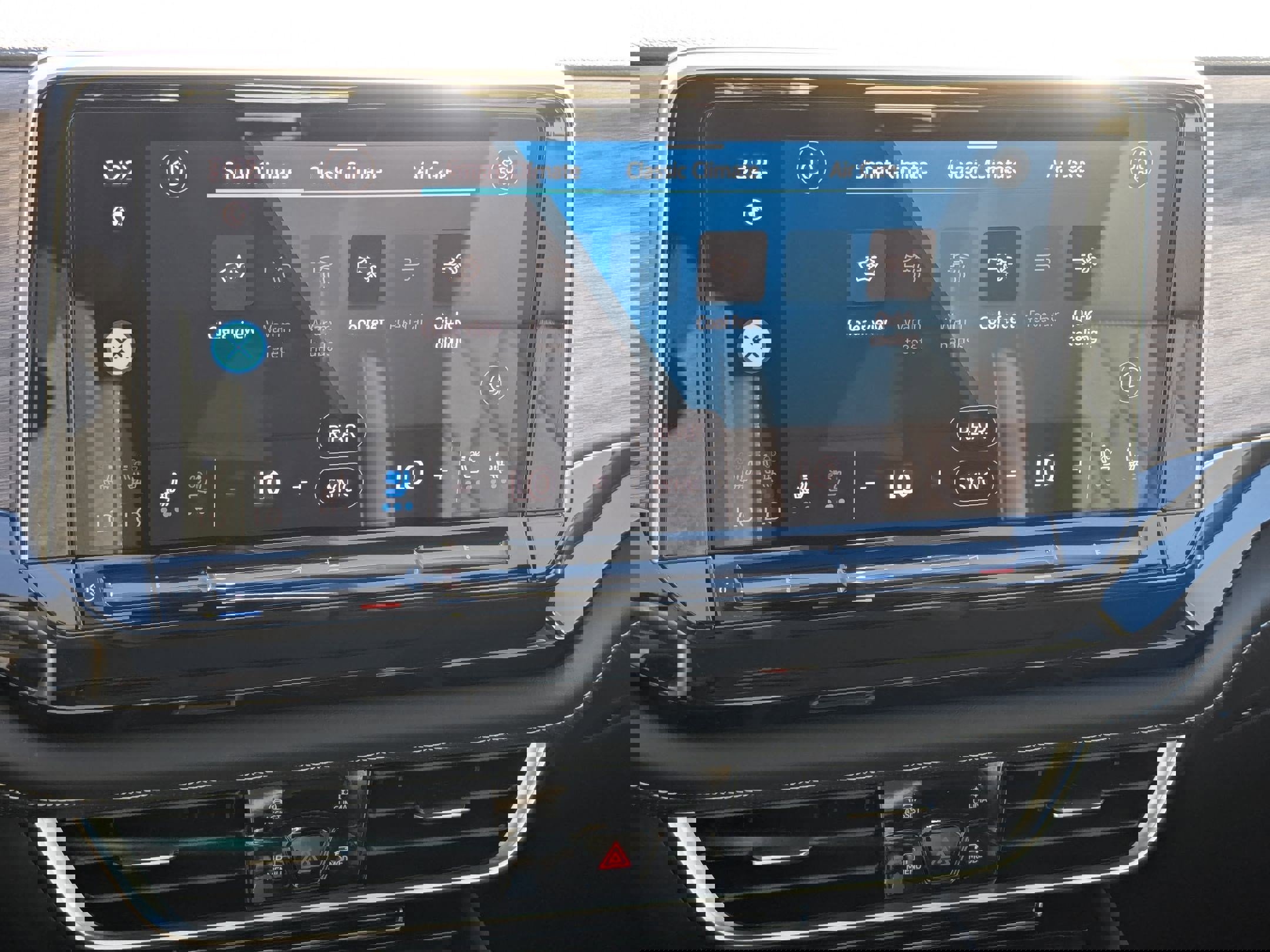 Used 2025 Volkswagen Atlas SEL Premium R-Line image 26