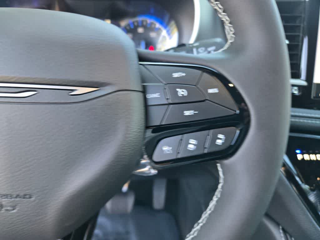 New 2027 Chrysler Pacifica Limited AWD/4WD image 20