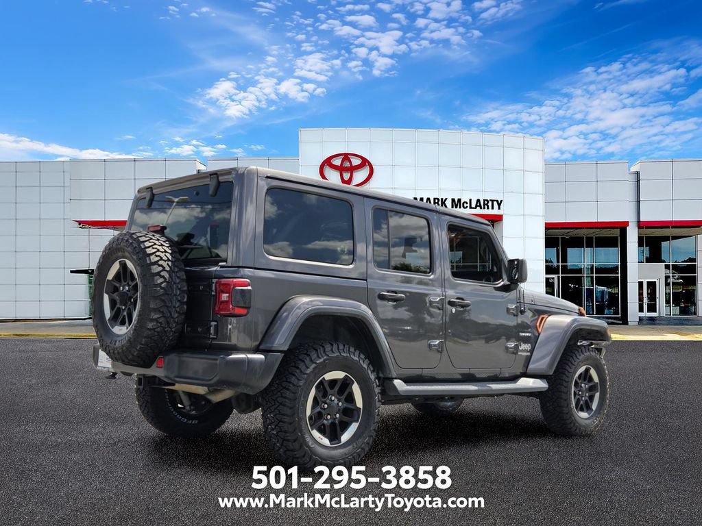 Used 2018 Jeep Wrangler Unlimited Sahara AWD/4WD image 5