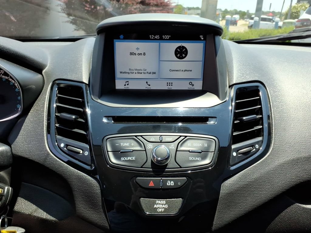 Used 2019 Ford Fiesta ST-Line FWD image 10