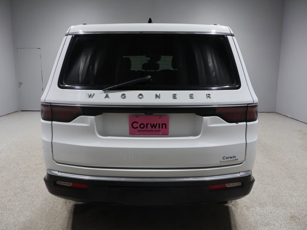 Used 2024 Jeep Wagoneer L Series III w/ Flexible Seating Group image 3