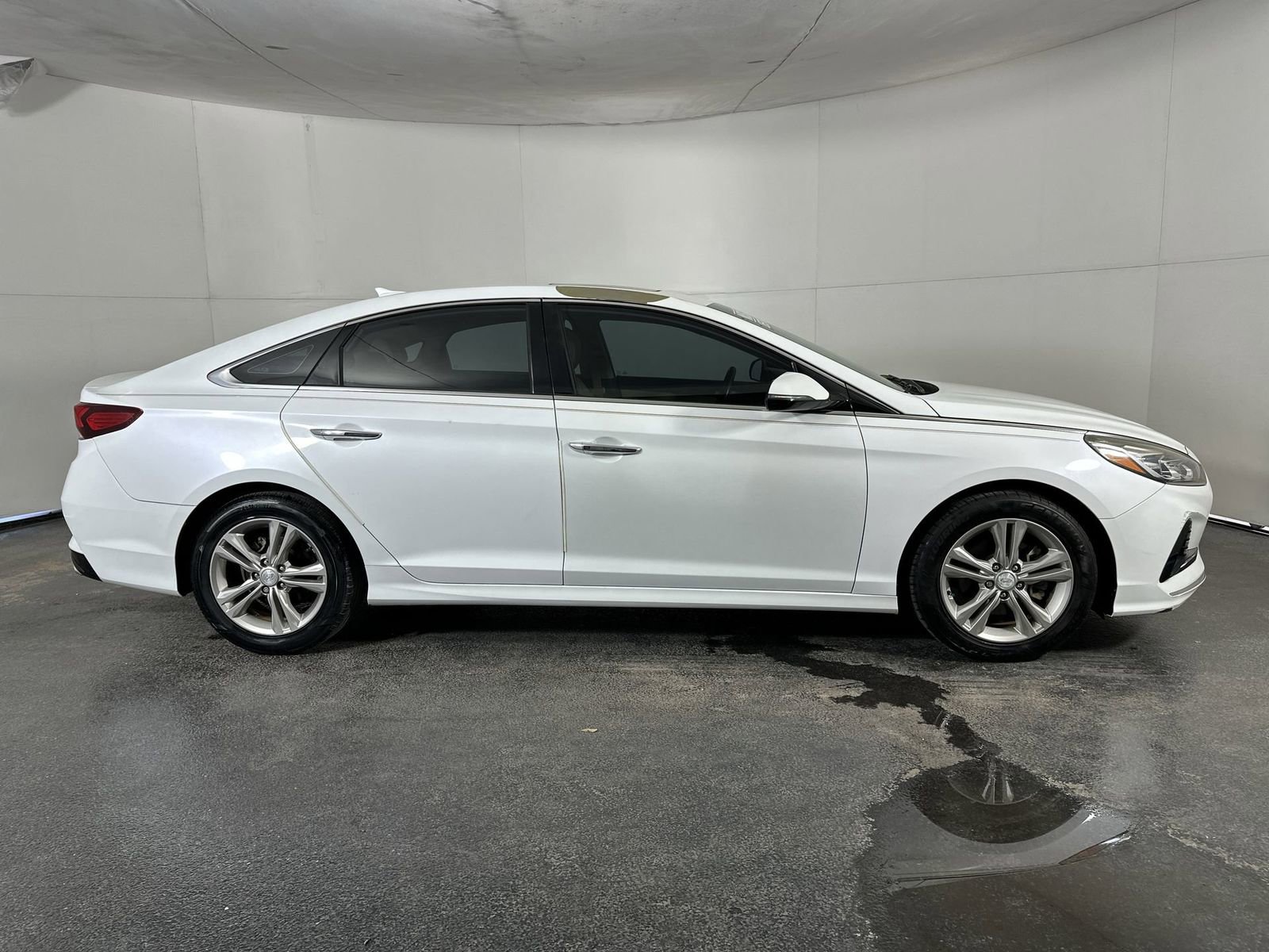 Used 2018 Hyundai Sonata Limited image 13